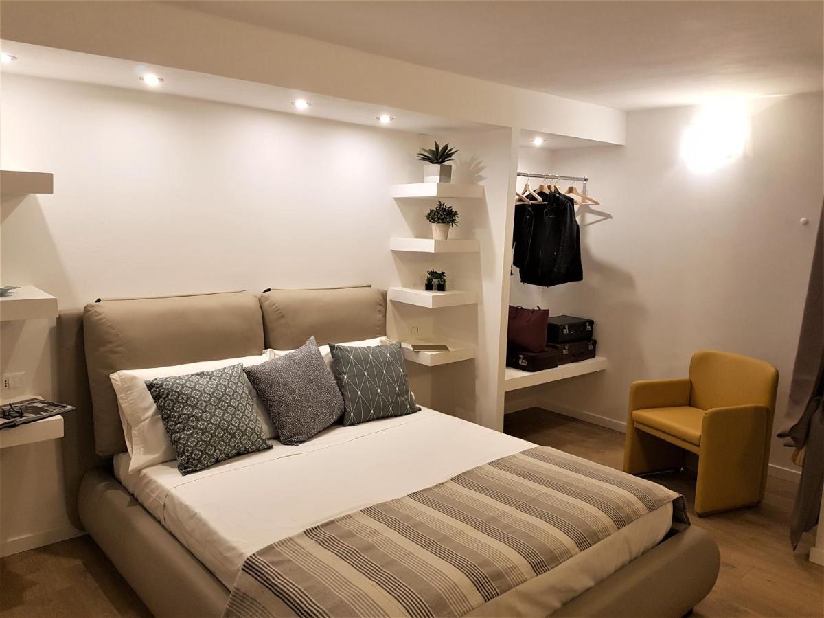 Sweet Honey Apartment Raffa ภายนอก รูปภาพ