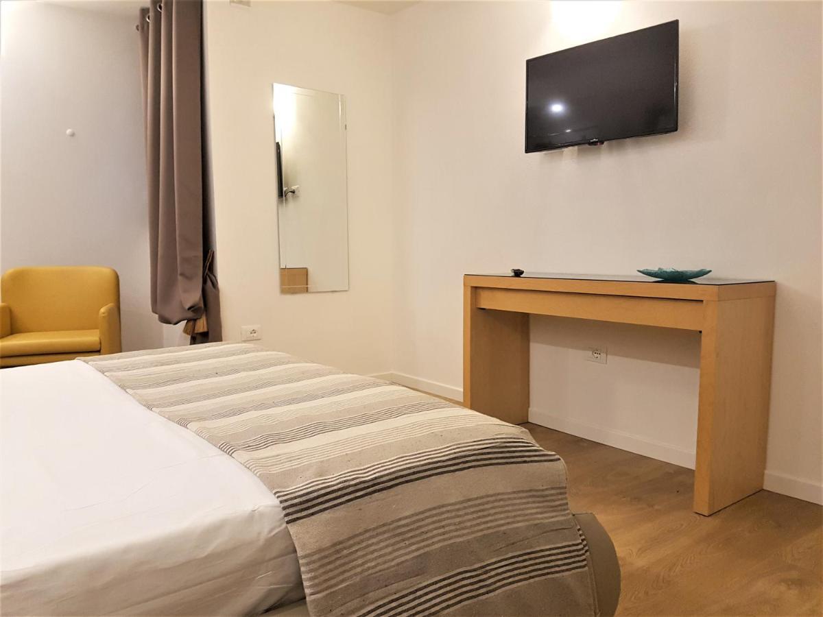 Sweet Honey Apartment Raffa ภายนอก รูปภาพ
