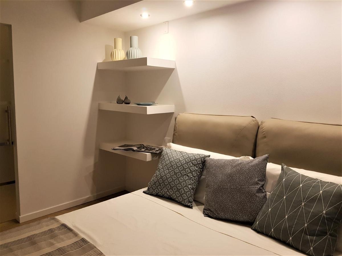 Sweet Honey Apartment Raffa ภายนอก รูปภาพ
